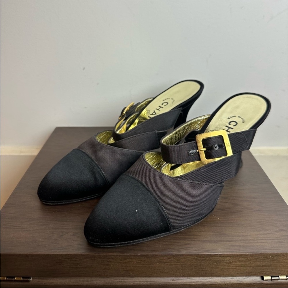 Vintage Chanel cap toe mule heels